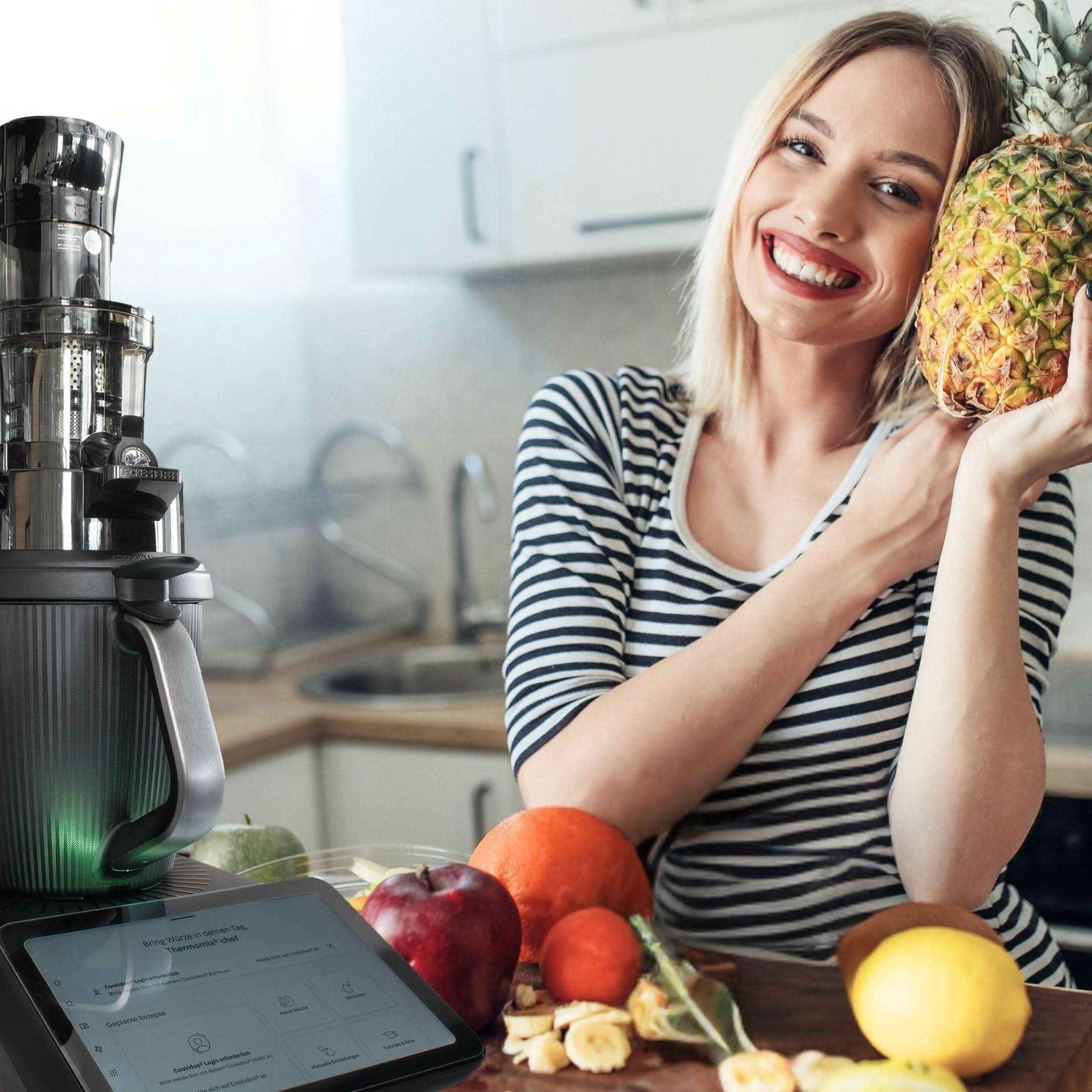 SaftPRO | Slowjuicer / Entsafter inkl. Adapterdeckel V2 für Thermomix TM7